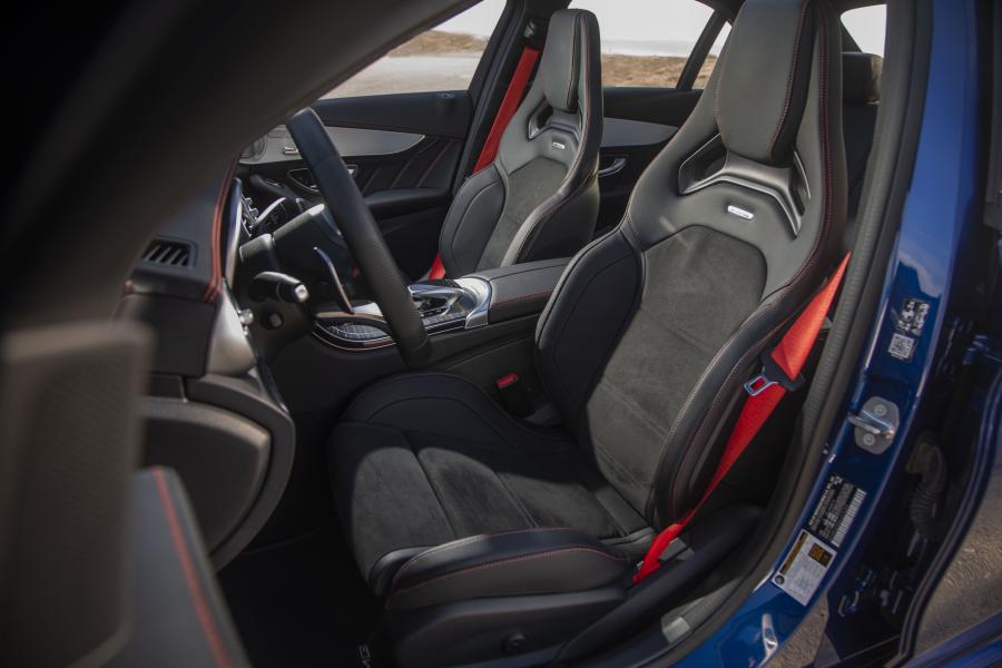 Интерьер Mercedes-AMG C43 4Matic (W205) 2018 года  (NA) (фото 36 из 45)